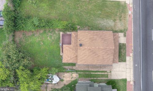 26 Crescent Blvd, Camden NJ  08108-1042 exterior
