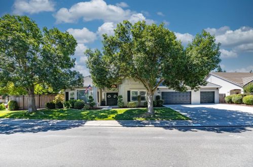 3632 Northern Dancer Dr, Modesto, CA 95355-8456