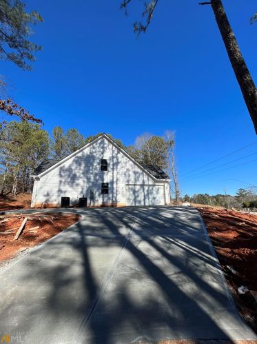 2493 Welcome Rd, Newnan, GA 30263-4273