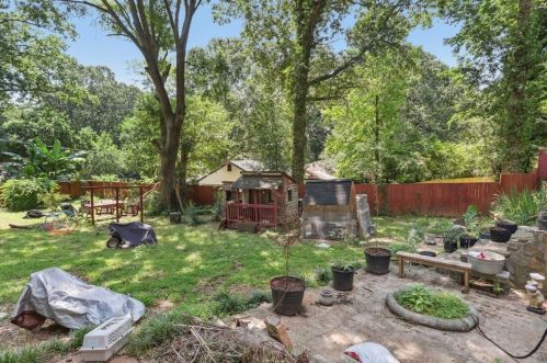 1921 Fremont St, Atlanta GA  30315-6668 exterior