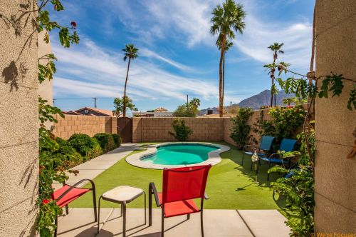 52185 Avenida Obregon, La Quinta, CA 92253-5323