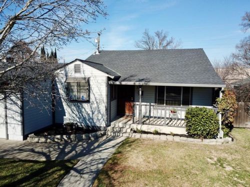 377 21st St, Tracy, CA 95376-2519