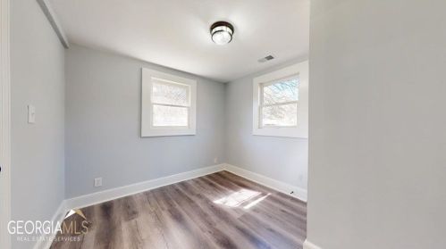 266 Hamilton E Holmes Dr, Atlanta GA  30318-7413 exterior