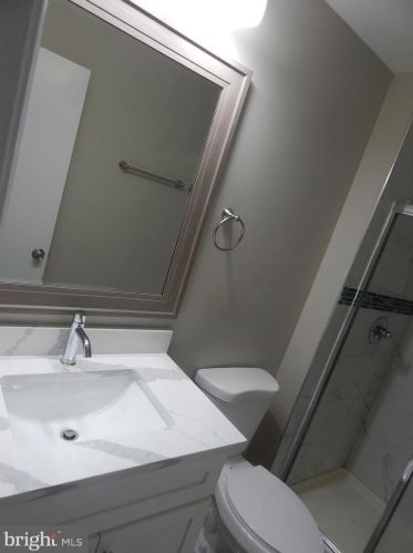 2768 Bordeaux Pl, Woodbridge, VA 22192-1648
