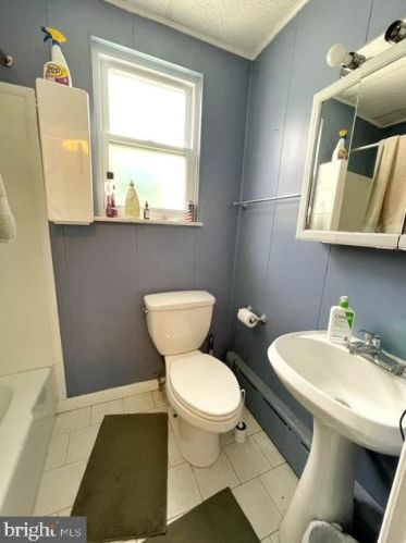 1322 Jackson St, Philadelphia PA  19148-2931 exterior