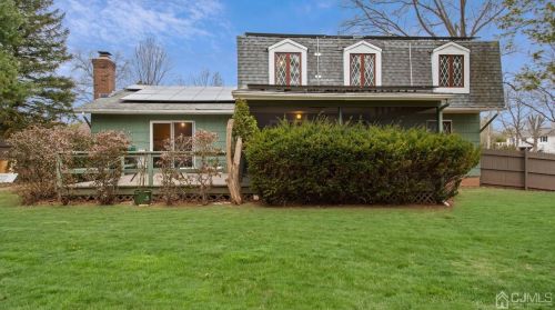 5 Boxwood Rd, Piscataway NJ 08854-5942 exterior