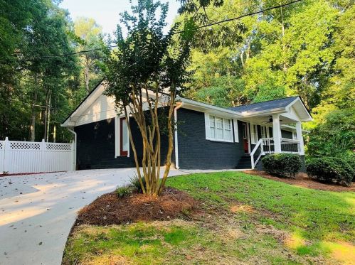 1701 Four Notch Rd, Carrollton, GA 30116-8108