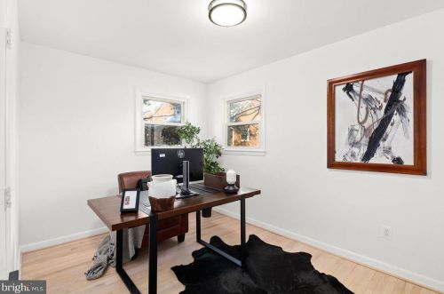 1603 Ballard St, Silver Spring MD 20910-2732 exterior