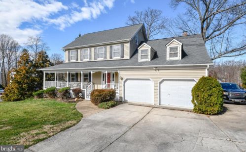 8684 Center Rd, Springfield, VA 22152-1503