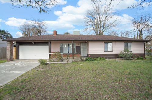 1 Mayfair Ave, Stockton, CA 95207-4338