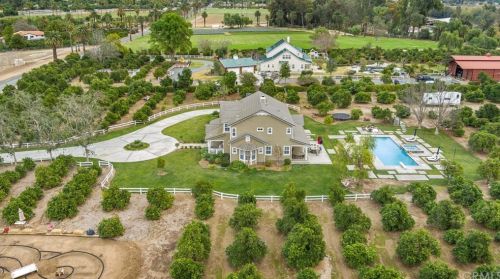 1862 Bradley St, Riverside, CA 92504-5435
