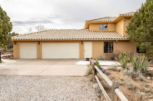 1821 Dammeron Vly, Saint George UT 84783-5156 exterior