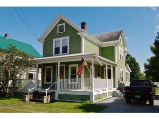 13 Butler St, Waterbury VT  05676-1702 exterior