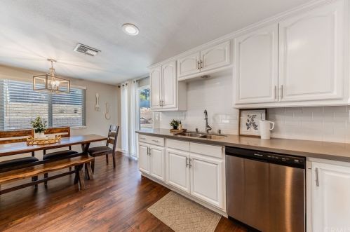 7548 Sundance Dr, Riverside CA  92509-5420 exterior