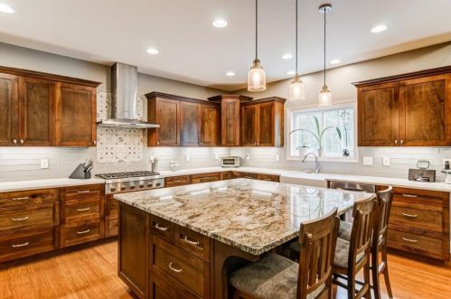 1034 Creighton Rd, Ball Ground, GA 30107-5086