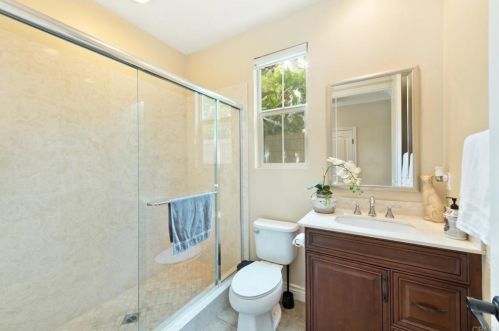 105 Coyote Brush, Irvine CA  92618-8873 exterior