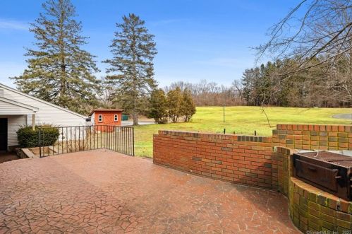 1510 Sullivan Ave, Wapping CT  06074-2711 exterior