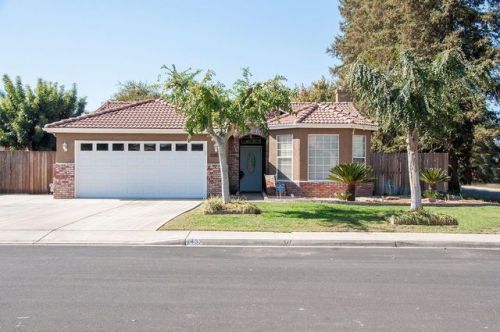 1437 Cedar Ave, Navelencia, CA 93654-5300