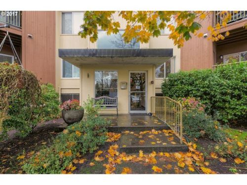 8720 Tualatin Rd, Tualatin OR  97062-9406 exterior