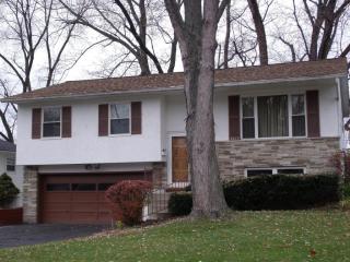 5415 Vinewood Ct, Columbus, OH 43229-4450