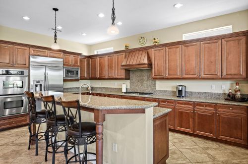 57598 Barristo Cir, La Quinta, CA 92253-8253