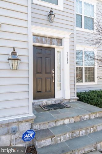2213 Turnbuckle Ln, Woodbridge, VA 22191-3096