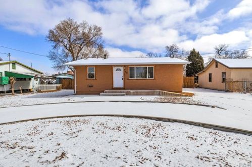 1010 Frontier St, Pueblo, CO 81006-1424