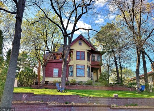 2277 Carter Ave, Saint Paul MN  55108-1661 exterior
