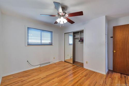 725 Briarwood Dr, Aurora CO 80226-3704 exterior