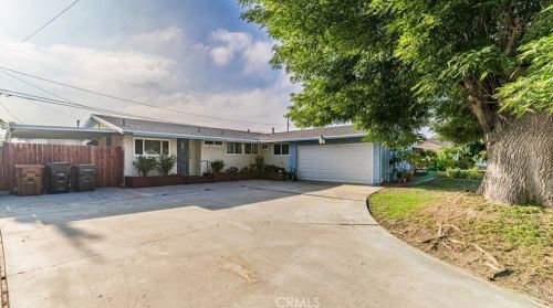 12162 Robert Ln, Garden Grove, CA 92840-3637