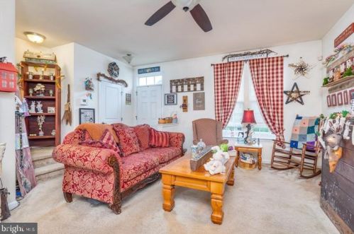 21 Norwood Dr, Falling Waters WV  25419-0060 exterior