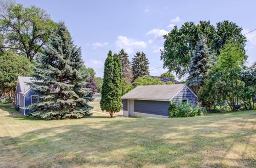 1309 Hillsboro Ave, Minneapolis, MN 55427-3759