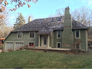 2901 Oak Lea Ter, Orono, MN 55391-2533
