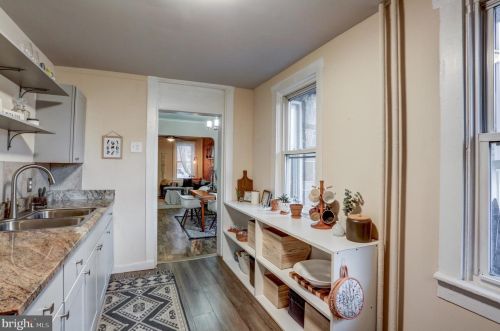 504 Poplar St, Lancaster PA  17603-5235 exterior