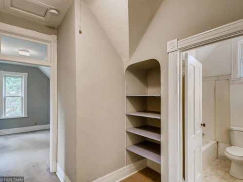 2689 8th Ave, Saint Paul MN  55109-3130 exterior