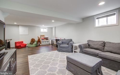 10009 Dallas Ave, Silver Spring MD 20901-2240 exterior