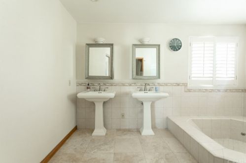 684 Frontier Ct, Anaheim CA  92807-4732 exterior