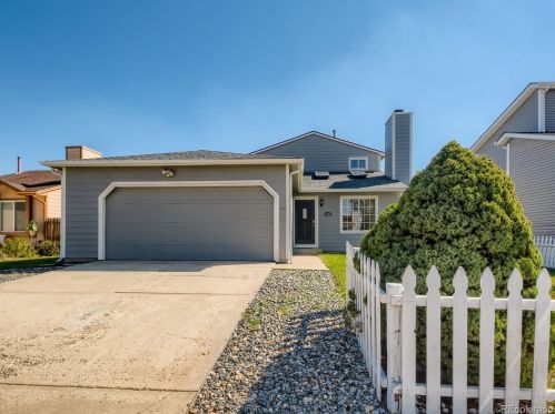 1660 Ensenada Way, Aurora, CO 80011-5332