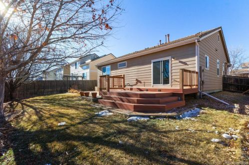 2452 Genoa Way, Aurora CO 80013-6295 exterior