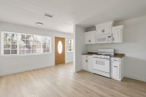 7415 Lincoln Ave, Riverside CA  92504-4623 exterior