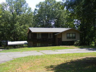 1197 River Rd, Fieldale, VA