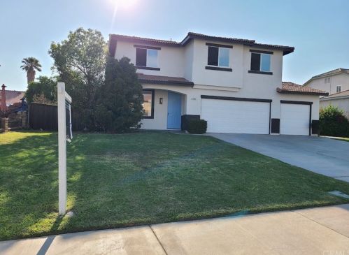 3368 Almond Dr, Rialto, CA 92377-4855