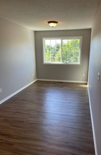 2093 Gresham Ave, Saint Paul MN  55128-4409 exterior