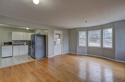 2475 Woods Ct, Conyers, GA 30012-2464