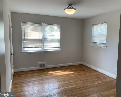 2205 Dennis Ave, Silver Spring MD  20902-4146 exterior