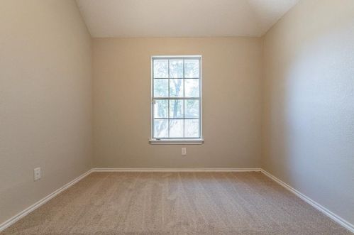 1621 Morrison Dr, Fort Worth TX  76112-3766 exterior