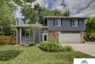 15026 Chicago Cir, Omaha, NE 68154-2036