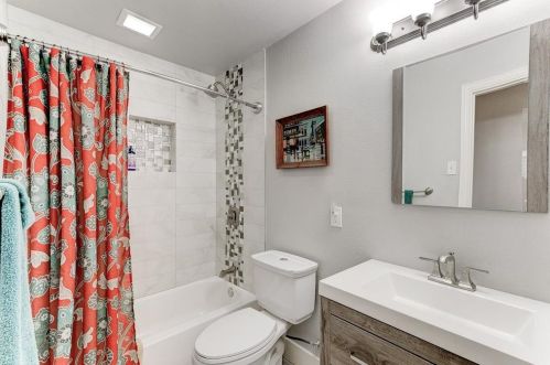 2604 Ryan Ave, Fort Worth TX  76110-3026 exterior