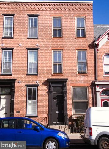1203 Green St, Harrisburg, PA 17102-2725