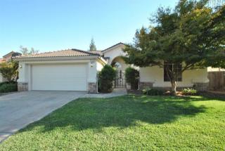 5865 Beechwood Ave, Fresno, CA 93722-2619